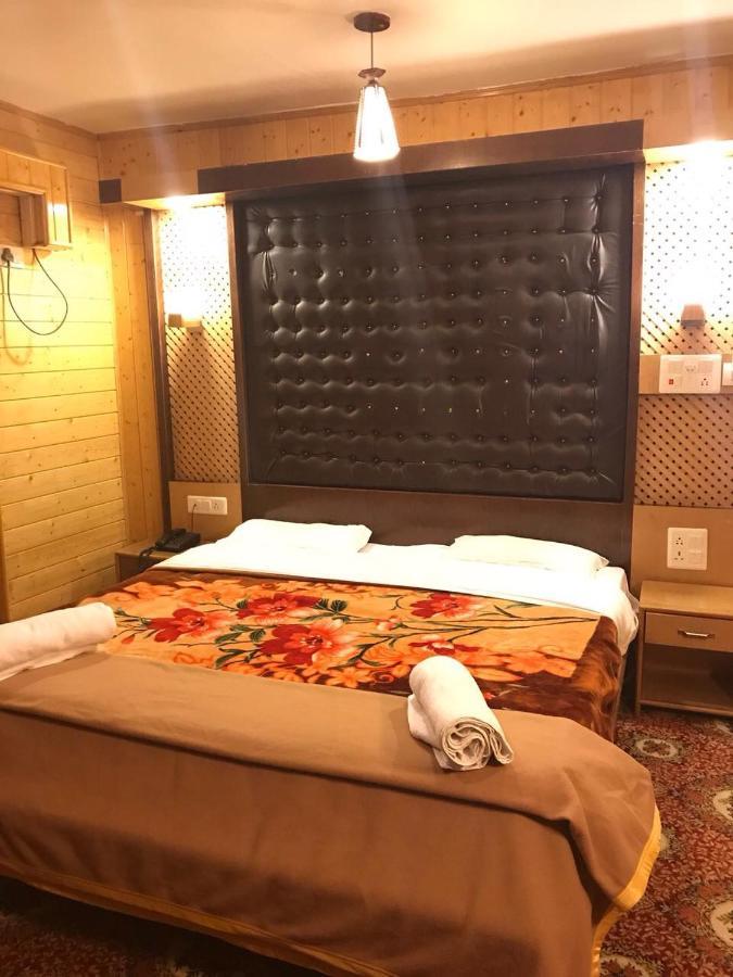 Hotel Akbar Sonāmarg Kültér fotó