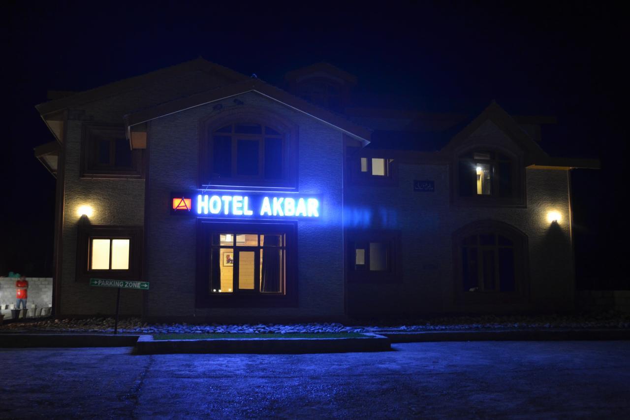 Hotel Akbar Sonāmarg Kültér fotó