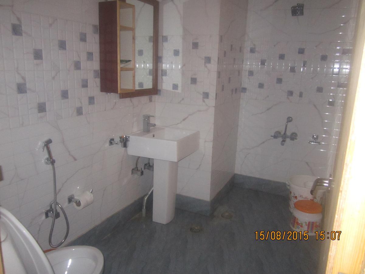 Hotel Akbar Sonāmarg Kültér fotó